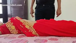 Hidden Cam Newly married hot indian desi village aunty was fucking hard with step-son on clear Hindi audio - Original Leak