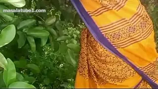 Indian Indian beauty aunty sex in village man