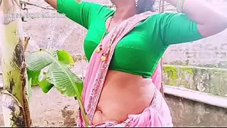 Indian Villege sex. Forming sexy aunty fucking owner. Telugu dirty talks.