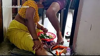 Real Desi Desi Indian wife suking disk cum in mouth